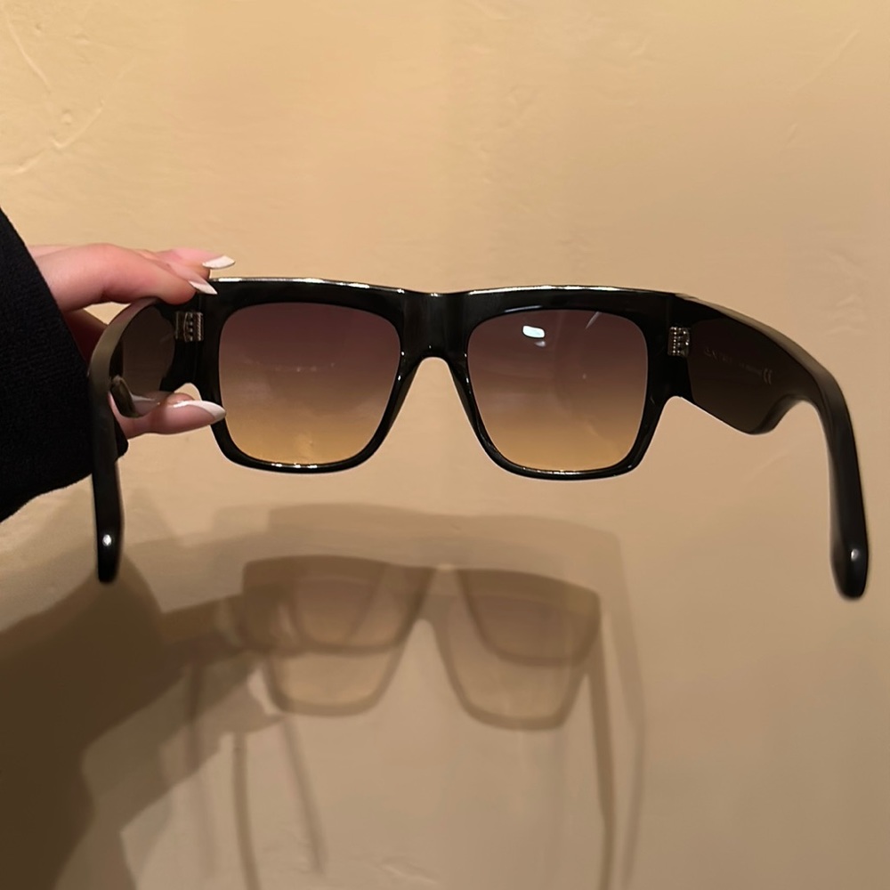 CELINE Chunky Sunglasses - Picture 4 of 6